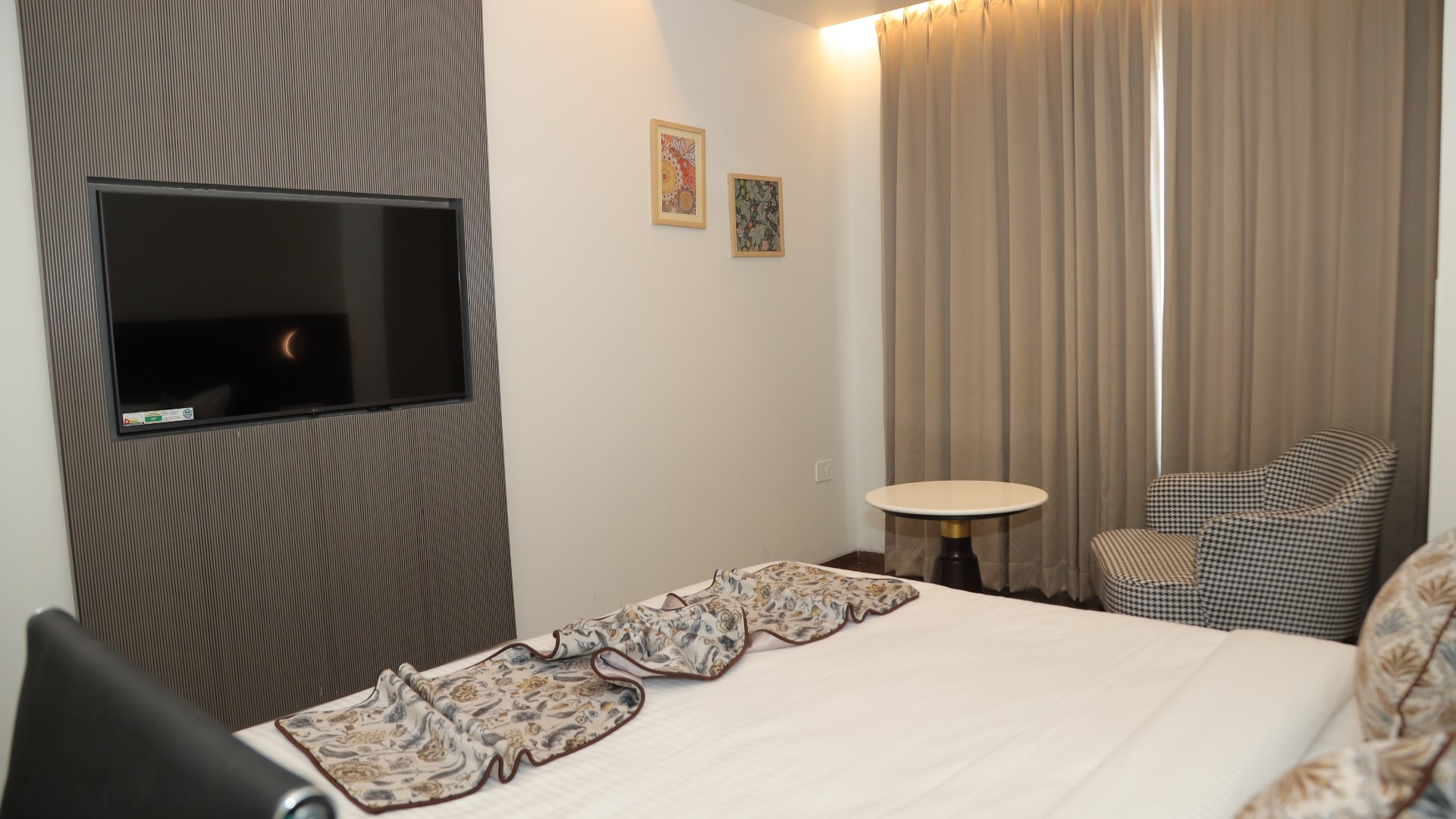 Divik Apart Hotel & Bistro